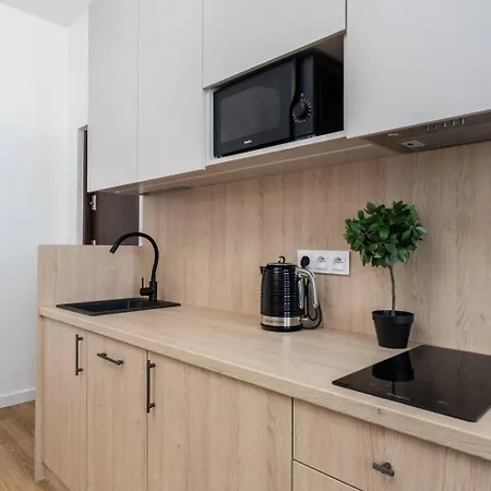 Fifty Center Sienna Apartment